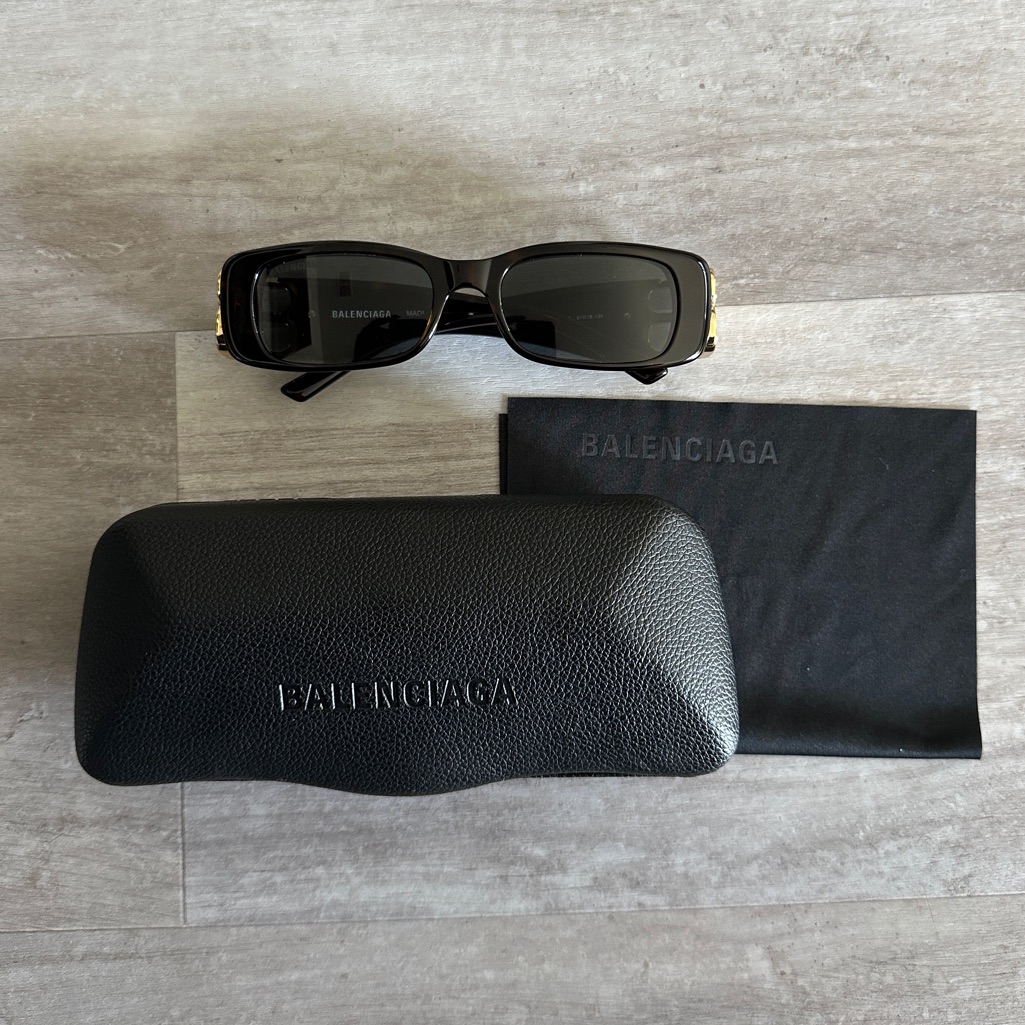Logo-Plaque Rectangular-Frame Sunglasses